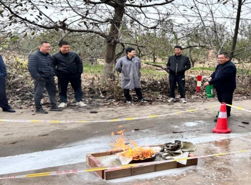 甘肃恒达工程检测有限公司成功举办“强化安全意识，共筑消防防线” 消防安全演练活动
