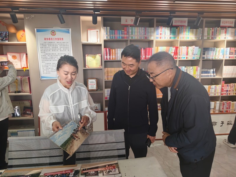 恒达检测、信合设计赴环县庄子峁联合开展“学习劳模榜样 深耕岗位匠心” 参观学习实践活动